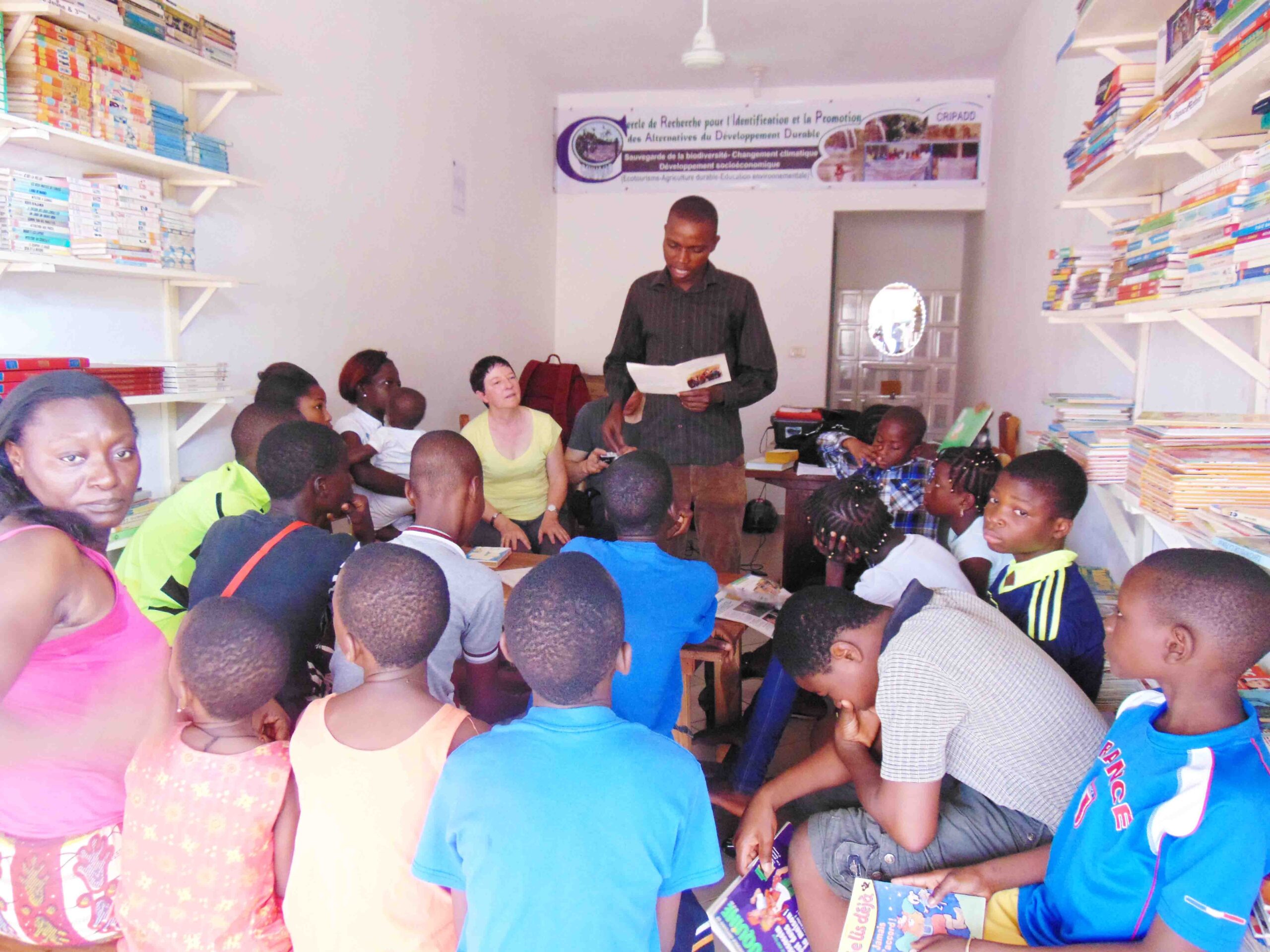 ONG CRIPADD, Faciliter l’accès aux livres, leviers d’accès à la culture et à l’éducation
